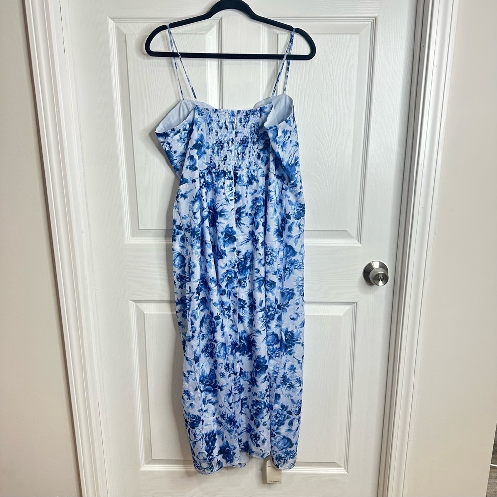 A&F Camille Midi Dress in periwinkle floral wedding guest - Picture 6 of 10